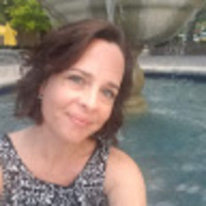 Meet your Posher, Amy jo